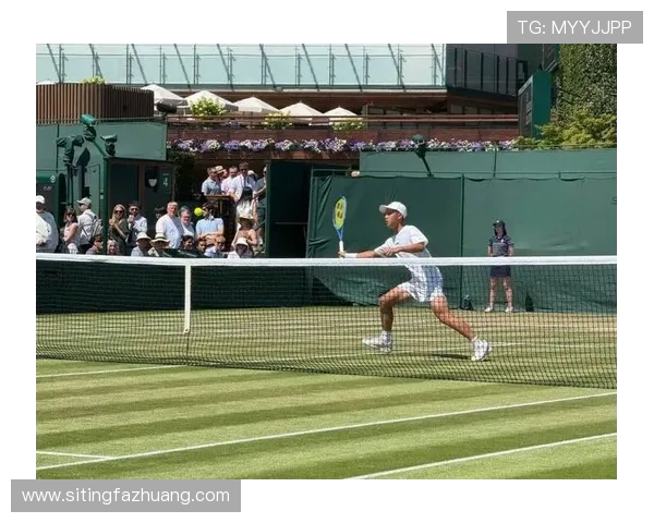 赛后分析：北京网球队与上海网球队在比赛中的灵活应变能力对比