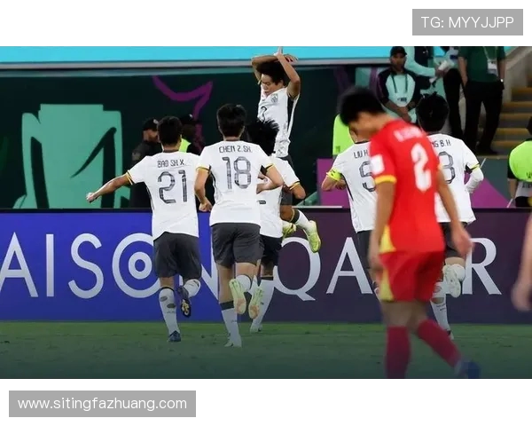 国足热身赛鏖战九十分钟顽强逼平强敌展现全新战斗姿态