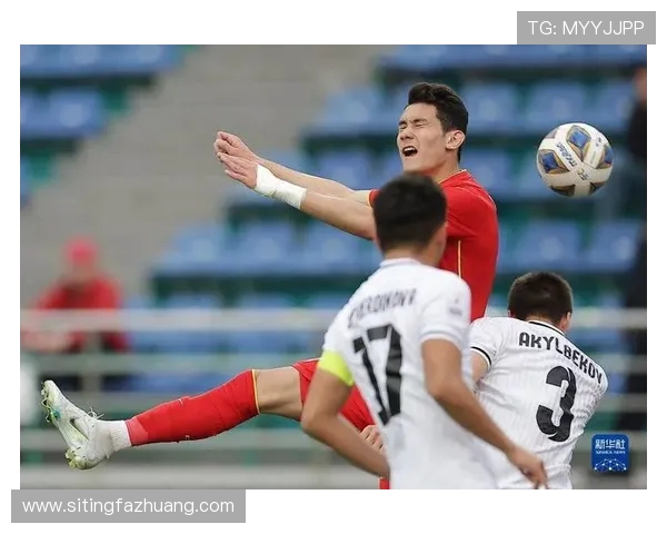 中国队与吉尔吉斯队角球对决精彩瞬间回顾与分析